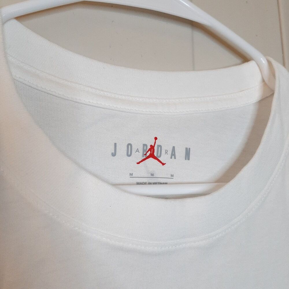 Air Jordan Comic Tee White Printed Men Size M Crew Neck Short Sleeve T Shirt - Picture 7 of 12